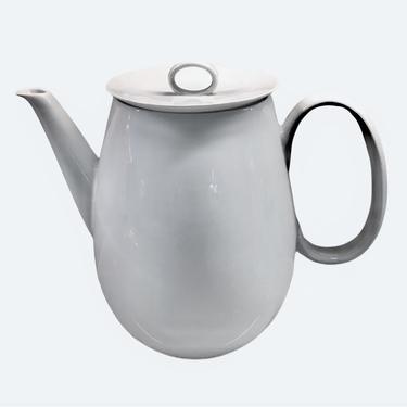 Continental China Rosenthal White Coupe Modern Rhythm Form Coffee Pot by Raymond Loewy Germany 1950s