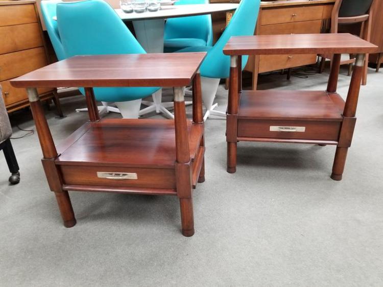 Pair of Mid-Century Modern nightstands with lower drawer