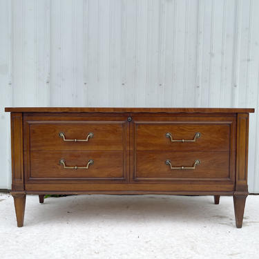 Vintage Cedar Chest or Bench by lane Furniture 