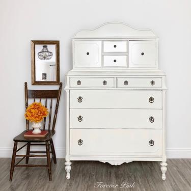 Vintage White Curved Top Chest of Drawers 
