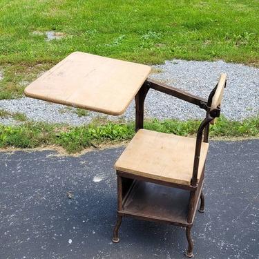 Early Articulated Student Classroom Desk