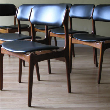 Set of Six Erik Buch (Erik Buck) Teak Dining Side Chairs by OD Mobler  (set of eight can be available) 