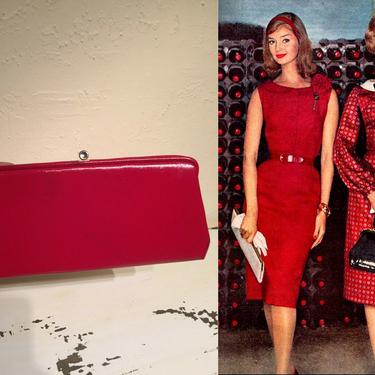 Backed Into a Corner - Vintage 1950s Lipstick Cherry Red Faux Leather Textured Vinyl Clutch Handbag Purse 