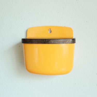 Rosti Denmark Wall Hanging Container 