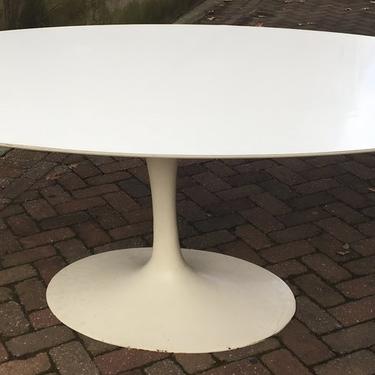Knoll Oval Dining/Conference Table