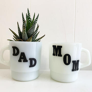 Vintage Mom Dad Mug Set Termocrisa 1960s Coffee Cup Father's Mother's Day Gift Present Milk Glass Tea Glassbake New Parents MCM Mid-Century 