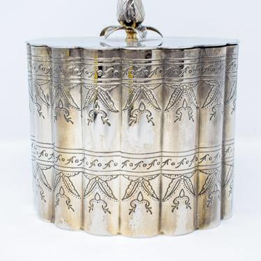 Vintage Silver Plate Oval Engraved Tea Caddy / Hinged Jewelry Box 