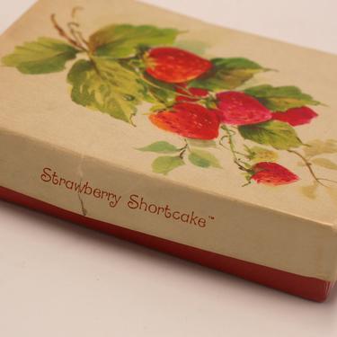 vintage Strawberry Shortcake note cards /stationary/new in box/American greetings 