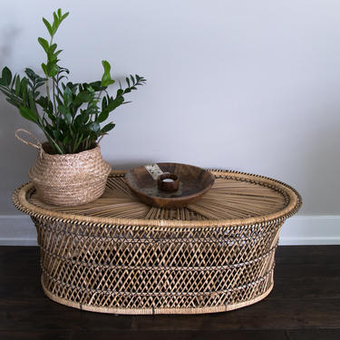 SHIPPING NOT FREE! Wicker Oval Coffee Table / End Table / Plant Stand 