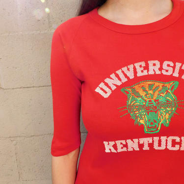 University of Kentucky Sweatshirt // vintage 70s 1970s shirt boho t-shirt t dress hippie hippy cotton top tee red // S Small 