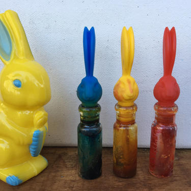 60's Vintage Ruby's Bunny Easter Egg Dyes, Easter Bunny Round Glass Dye Bottles, Set of 