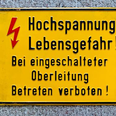 Vintage Porcelain Metal Danger Sign Warning Original German Skull Poison 