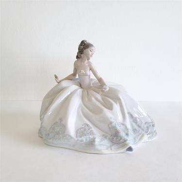 Vintage Lladro Porcelain Figurine, Young Woman at the Ball, Original Box 