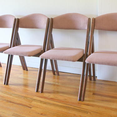 Mid Century Modern Folding Chairs by Stakmore
