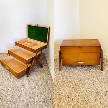 Vintage Sewing Basket, Sewing Box, Knitting Box, Crochet Box, Notion Storage Vintage, Mid Century Wood Box, Accordion Box, retro storage 
