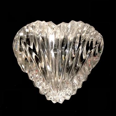 Gucci Cut Crystal Heart Paperweight 