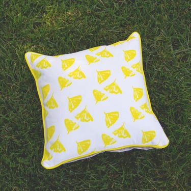 Ginkgo Love in Yellow Pillow