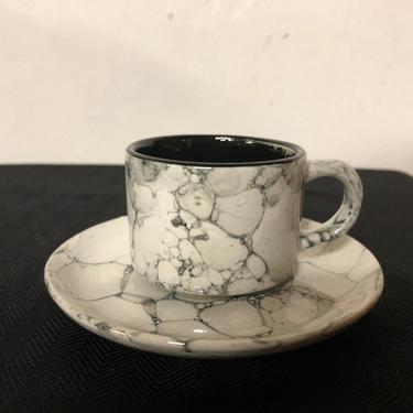 Vintage Porcelain Cups and Saucers in Marble Granite Pattern 