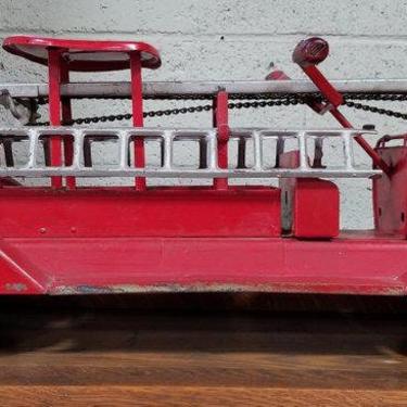 Toy Fire Truck Large-Scale Keystone Ride-On 