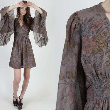 Paisley Kimono Sleeve Mini Dress / Boho Muted Floral Angel Sleeves Dress / Vintage 70s Deep V Neck Wrap Mini Dress 