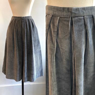 Vintage 80’s Rich WIDE WALE CORDUROY Skirt / Pockets 