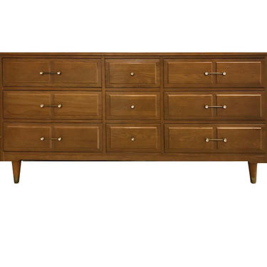 $554: 9 Drawer Mid Century Dresser