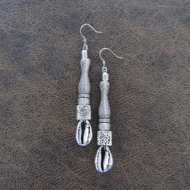 Cowrie shell earrings, modern exotic earrings, etched silver Afrocentric African tribal dangle earrings, abstract goth earrings, unique 