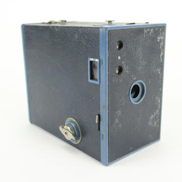 Eastman Kodak No. 2A Brownie Model C Box Camera (Blue Color) 