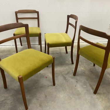 4 Mid Century Danish Walnut Dinning Chairs