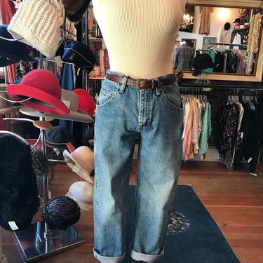 Vintage wrangler denim jeans~ shorter inseam~ 29” waist~ medium dark denim~ distressed worn 1980’s style~  501 style 