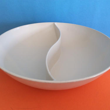 White Melmac Divided Bowl by Marquest Melmac Chicago 
