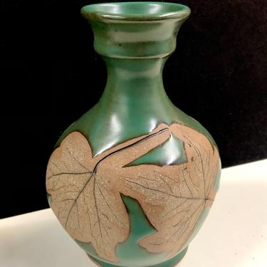 Robert Alewine Green Studio Pottery Vase Leaf Decoration Gatlinburg TN 