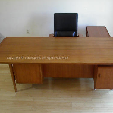 Danish Modern Teak Executive Desk by Arne Vodder for Sibast Mobelfabrik, Eames MCM Mid Century Knoll Herman MillerRosewood 