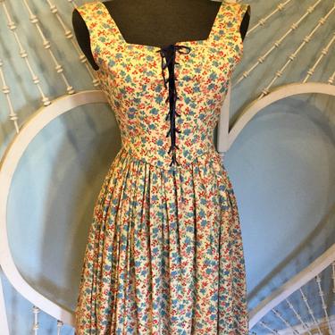 Vintage 30s 40s Floral Cotton Dirndl Style Lace Up Dress - XS/S 