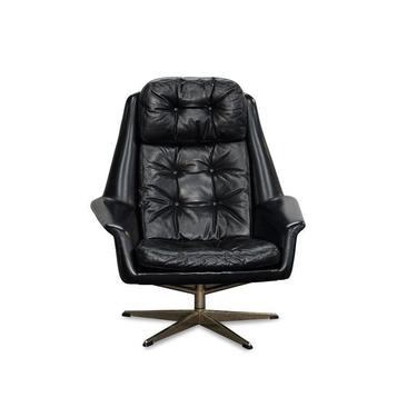 Original Danish Mid Century Bramin Leather Lounge Chair by LanobaDesign