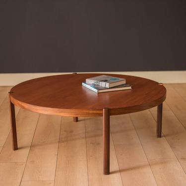 Mid-Century Modern Round Teak Coffee Table by Hans Olsen 