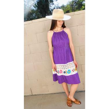 Mexican Crochet Dress // vintage sun Mexican hand embroidered floral 1970s boho hippie cotton hippy purple 70s // S/M 