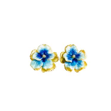 The Pink Reef hand painted light blue pansy stud
