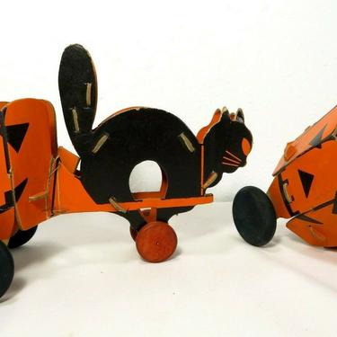 Vtg FIBRO DOLLY TOY BLACK CAT PULLING JACK-O-LANTERN PAPER CANDY BOWL Container