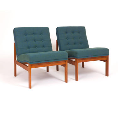 Pair of Vintage Easy Chairs designed by Torben Lind and Ole Gjørlev-Knudsen for Fritz Hansen 