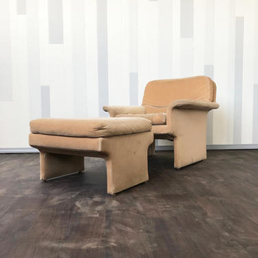 Vladamir Kagan Lounge chair and ottoman project pi