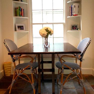 Reclaimed Wood Dining Table with Contemporary Metal Base 