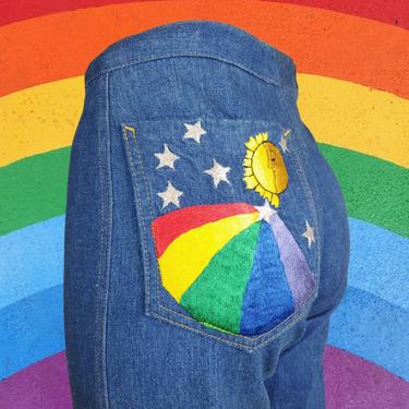1970s vintage rainbow jeans! Embroidered back pocket with sun, moon, stars, rays. By G GueBelli. Petite 24 × 36.5 XS 