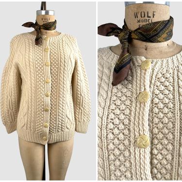 CLASSICALLY PREPPY Vintage 60s Cable Knit Fisherman Sweater | 1960s Cozy Chunky Knit Wool Cardigan | 70s 1970s Knitwear Top | Size Medium 