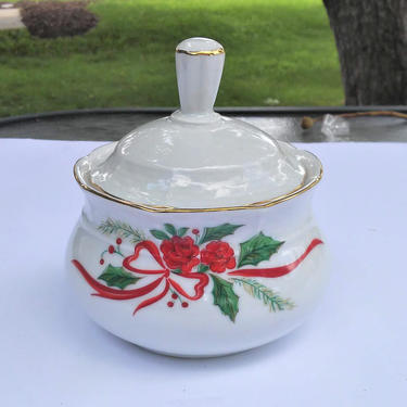 VINTAGE Victorian Rose Sugar Bowl// Baum Brothers Victorian Holiday (Rose)// Fine China sugar Bowl with Lid 