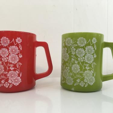 Vintage Federal Glass Mugs Set of Two (2) Mug Fire King Coffee Milk Flowers Red White Green Floral MCM Kawaii Cute Kitsch Mid-Century 1950s 