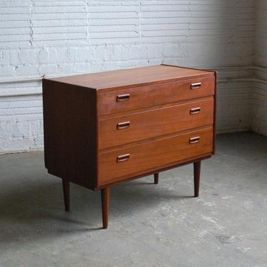 Vintage Danish 3-Drawer Dresser // Credenza // Sideboard 