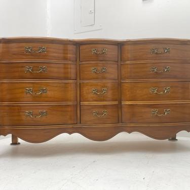 Free and Insured Shipping Within US - Vintage French Provincial 9 Drawer Dresser Stand or Credenza With Dovetailed Drawers 
