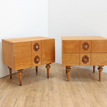 American of Martinsville End Tables with Brass and Burl Wood Accents 