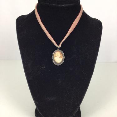 Vintage 30s cameo | Vintage pink cameo choker | 1930s cameo and Sterling silver necklace 